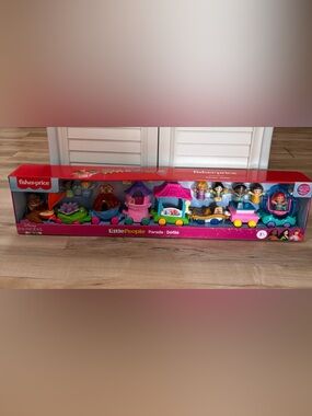 Fisher-Price Little People Parade Playset - New in the Box
